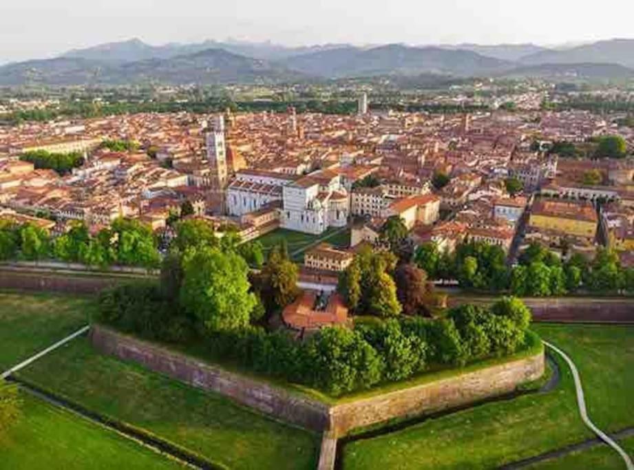 Appartamento Poggio Del Sole Lucca Exterior photo